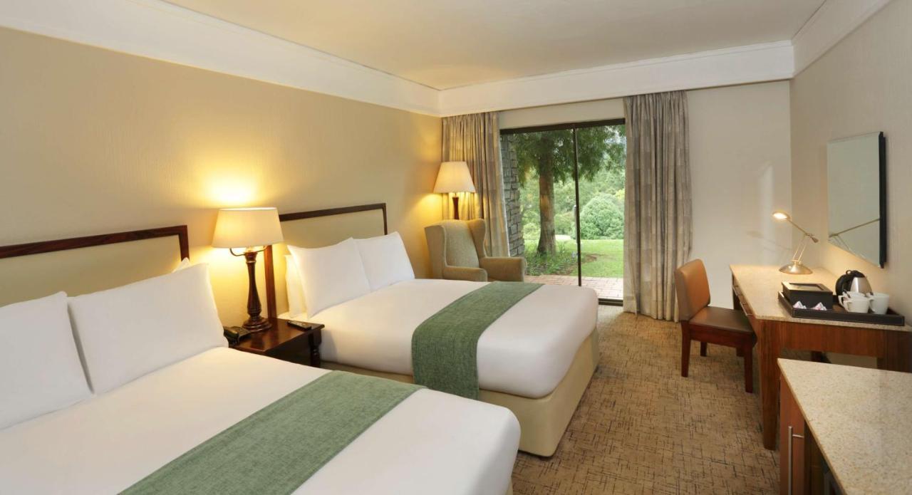Drakensberg Sun Resort Cathkin Park エクステリア 写真