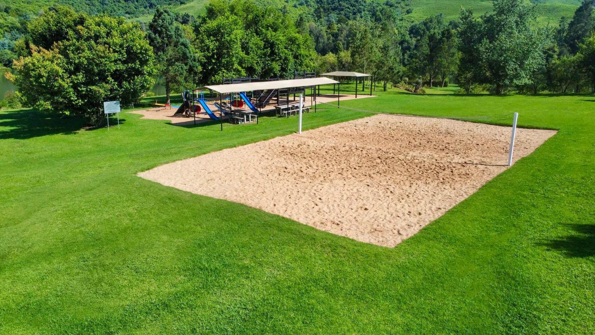 Drakensberg Sun Resort Cathkin Park エクステリア 写真
