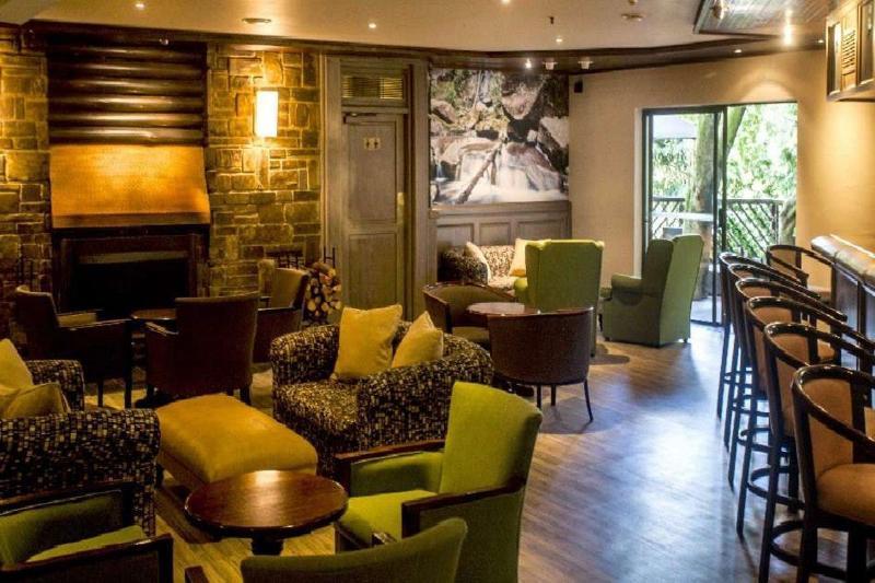 Drakensberg Sun Resort Cathkin Park エクステリア 写真
