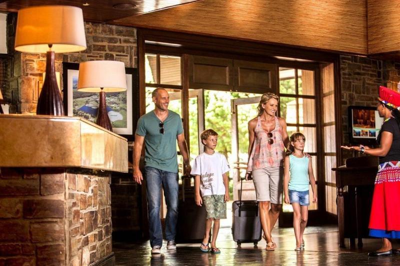 Drakensberg Sun Resort Cathkin Park エクステリア 写真