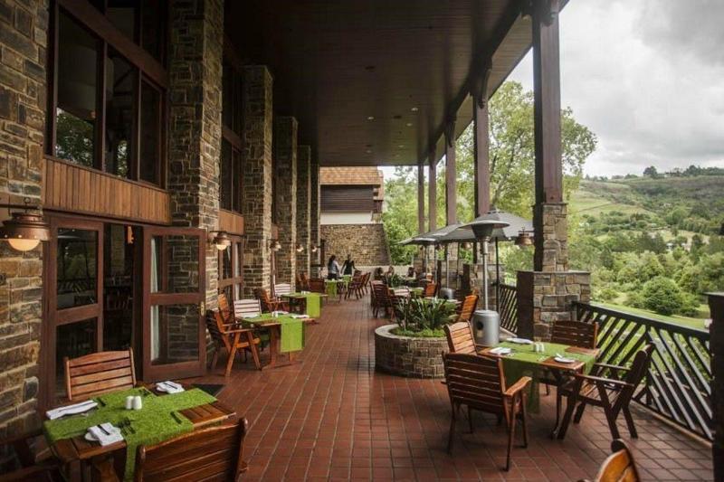 Drakensberg Sun Resort Cathkin Park エクステリア 写真