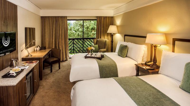 Drakensberg Sun Resort Cathkin Park エクステリア 写真